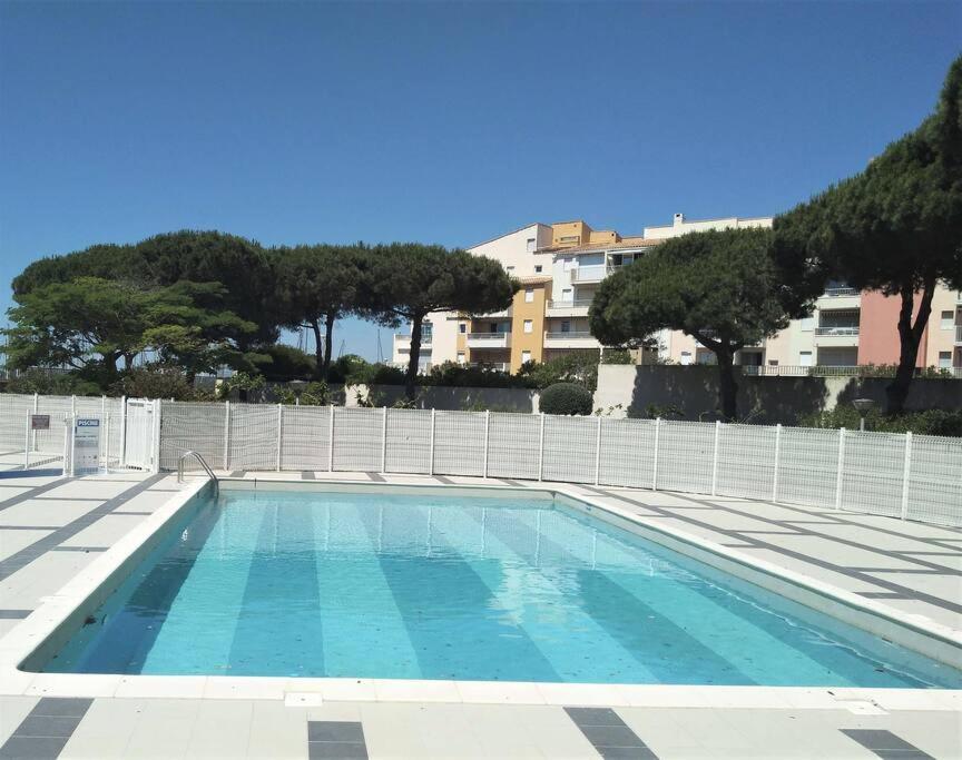 Piscine Proche Et Village Naturiste Apartment Agde